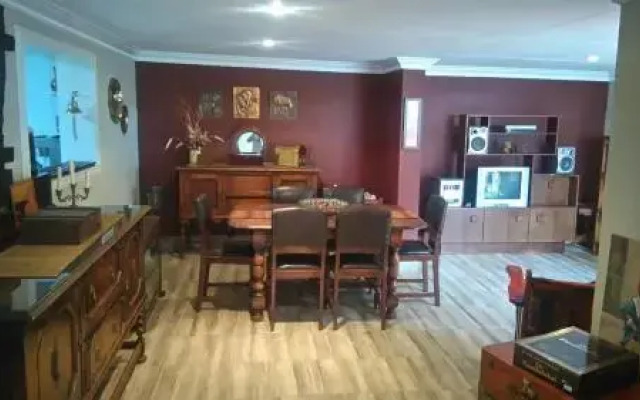Feathers B&B