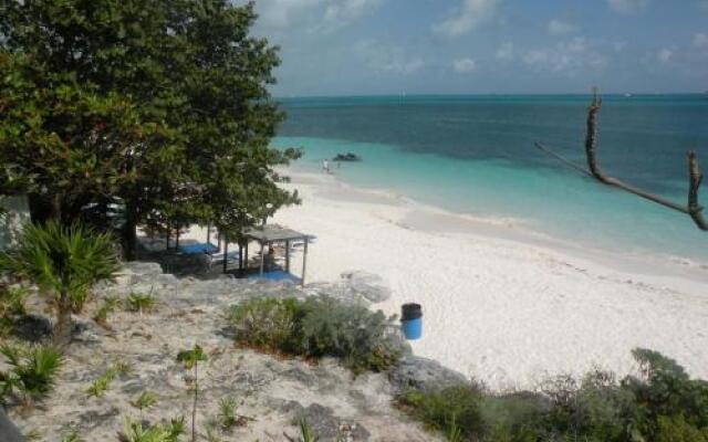 Cancun Beach Hideaway