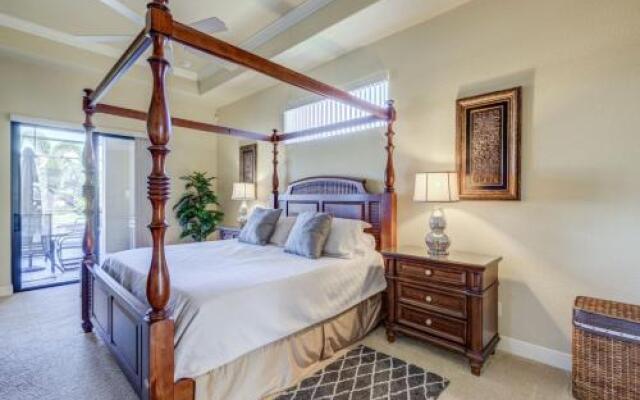 Majestic by the Yacht Club