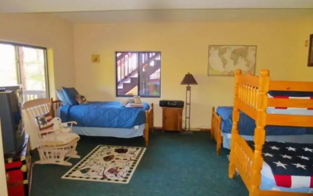 Forest Glen Lodge