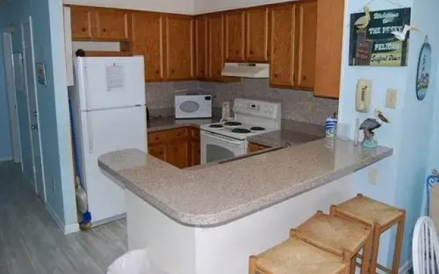 Pelican's Landing 326 - 3 Br Condo