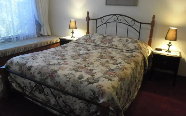 La Lagoon B&B
