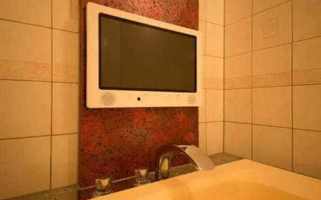 Qt HOTEL - Adults Only