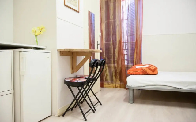 Apartment on Place Massena