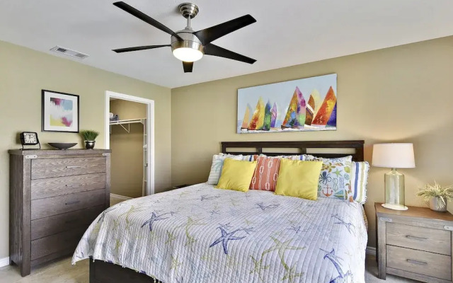 Dawn 935 - 1 Br Condo