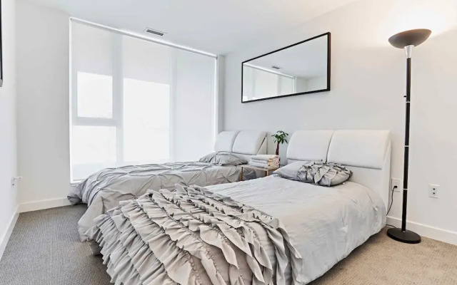 2 Storey Downtown Townhouse