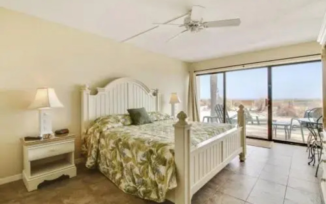 3-Story Villa with Pool Access, Steps to Beach!