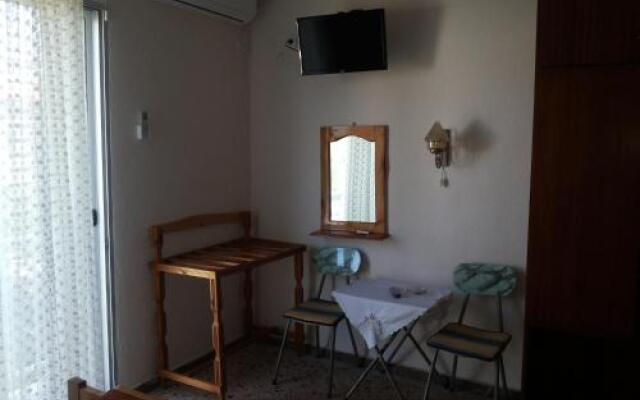 Patra Rooms Skala Prinou