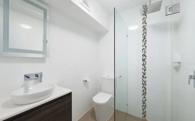 Cirrus, 2/44 Marine Drive