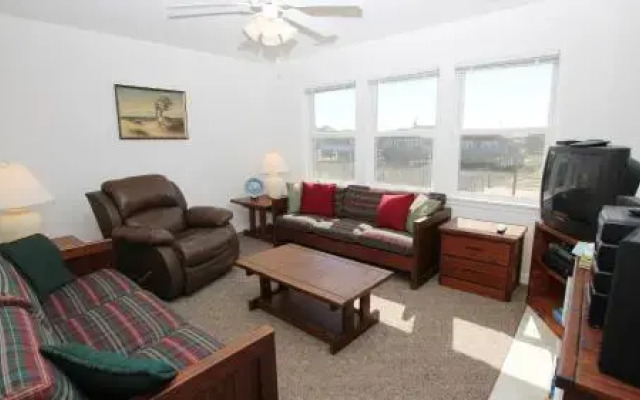 A&M South - 5 Br Home