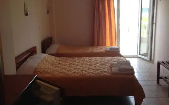 Hotel Akrogiali