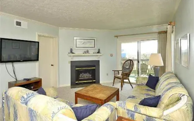 Duck Blind Villas 2E -- 2nd Floor