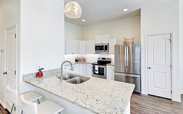 111 Stingray - 3 Br Home