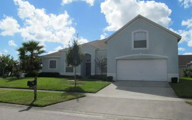 Hampton Lakes