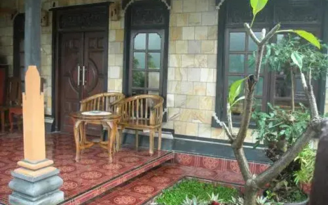 Jojo's Homestay and Warung