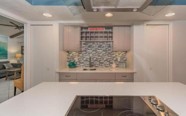 4604K - Beachside Splendor