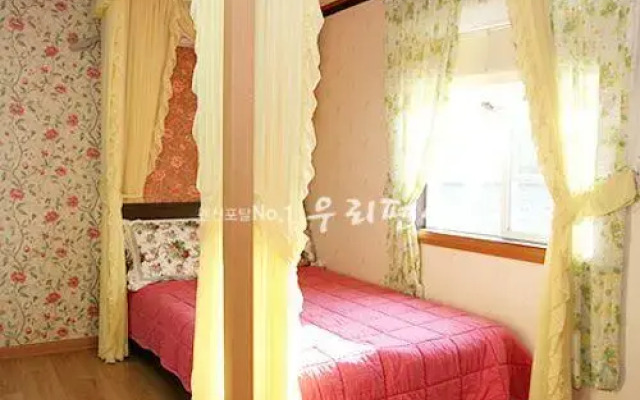 Yangpyeong Silver River Pension