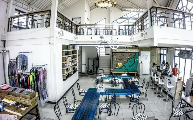 Second Lounge Guesthouse