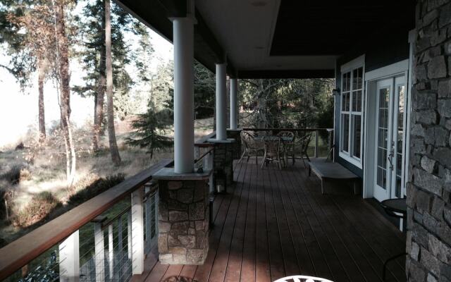 Westside Waterfront View home