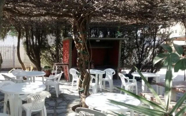 Hosteria Las Violetas