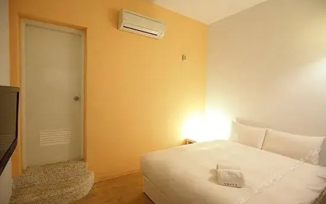Dragonfly 100 B&B