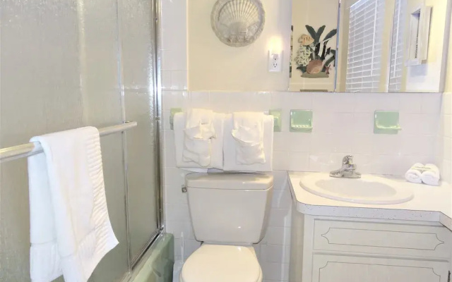 Jamaica Royale 093 - 2 Br Condo