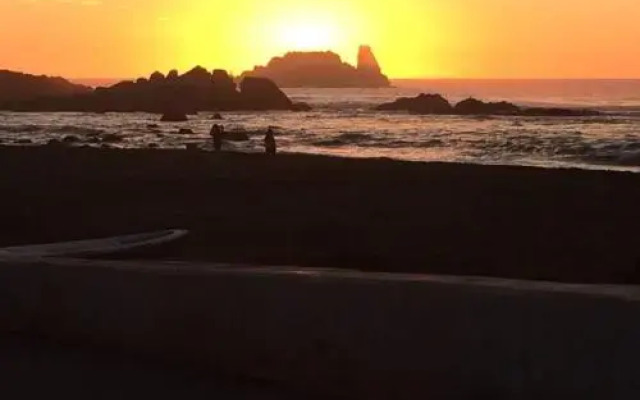 Entre Rocas De Matanzas
