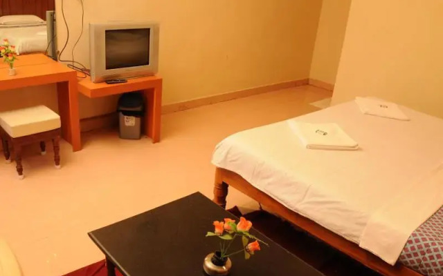 Fast Track Hotels Tanjore