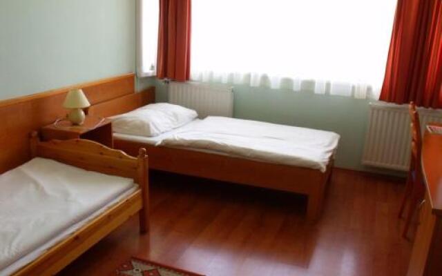 Liget Hotel