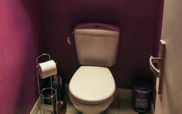 Peaceful Tregomeur house