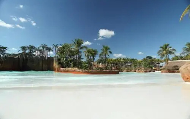 Hot Beach Resort