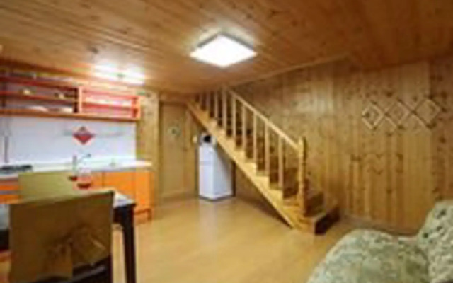Gapyeong Apgujeong Pension