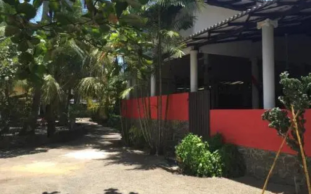 A-Prima Hotel
