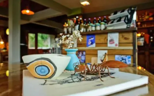 Bina's Haus Pousada, Cafeteria e Atelier