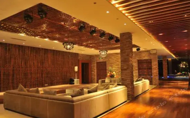 New Century SPA and Resort PUER
