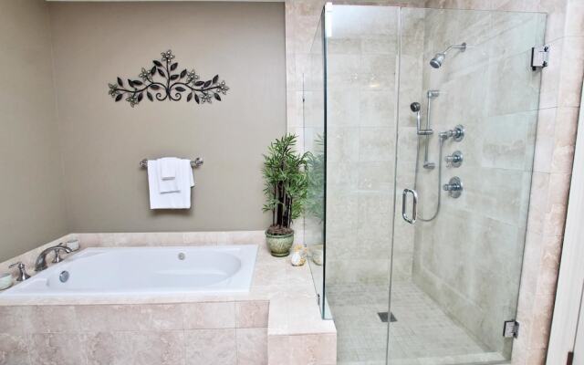 Wharf 412 - 2 Br condo