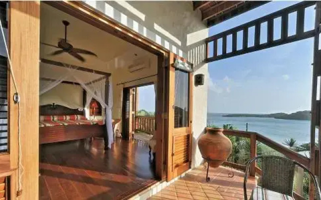 Tivigny Villa in Grand Anse, Grenada from 445$, photos, reviews - zenhotels.com