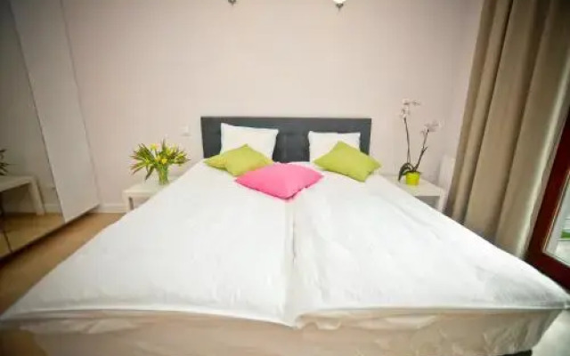 Lucy Apartment Neptun Park - Hav Aparts