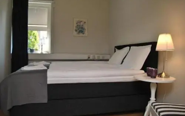 Lenas Bed & Breakfast