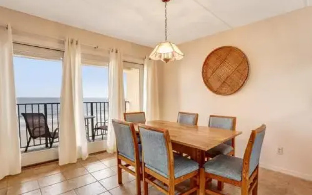 Modest Condo with Splendid Sunrise Views by RedAwning