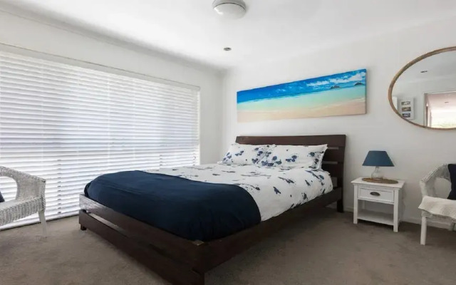 Gold Coast Tropical Beach House