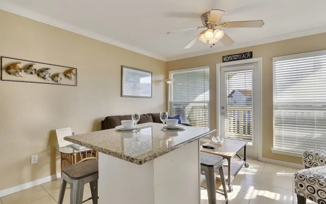 Seascape 2305 1 Bedroom Condo by RedAwning