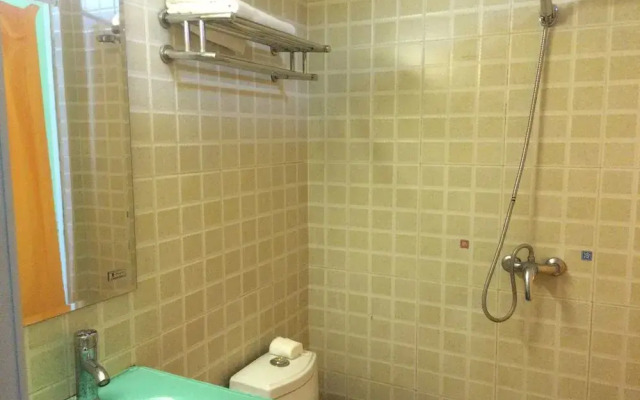 Rainbow Youth Inn (Xi'an Bell and Drum Tower City Wall branch)