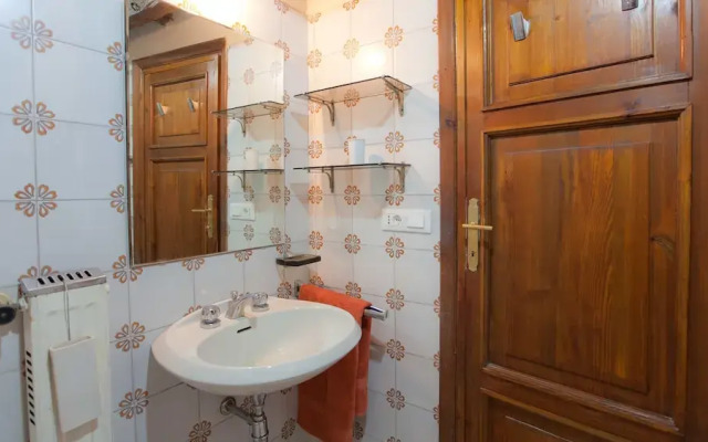 Rental in Rome Arco Ciambella Studio