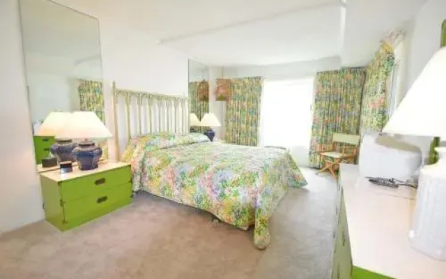Ocean Hideaway 202