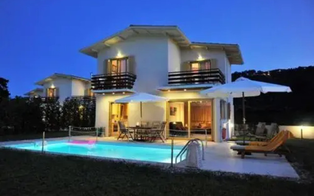 Casa Smaragdi Villas