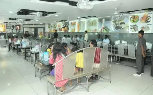 Hotel Tanwani