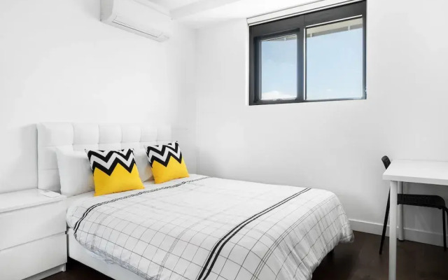 Roomerang at Panorama Apartments 3