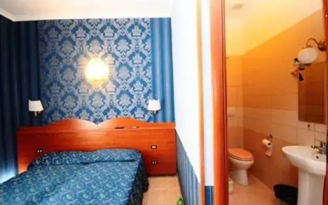 Termini Station Rooms 2