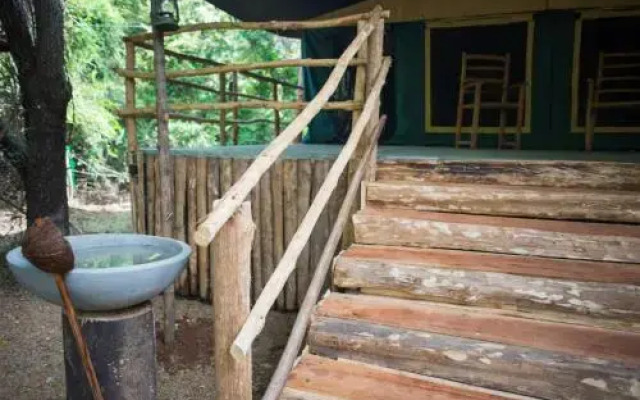 Royal Retreat Sigiriya Camping Site